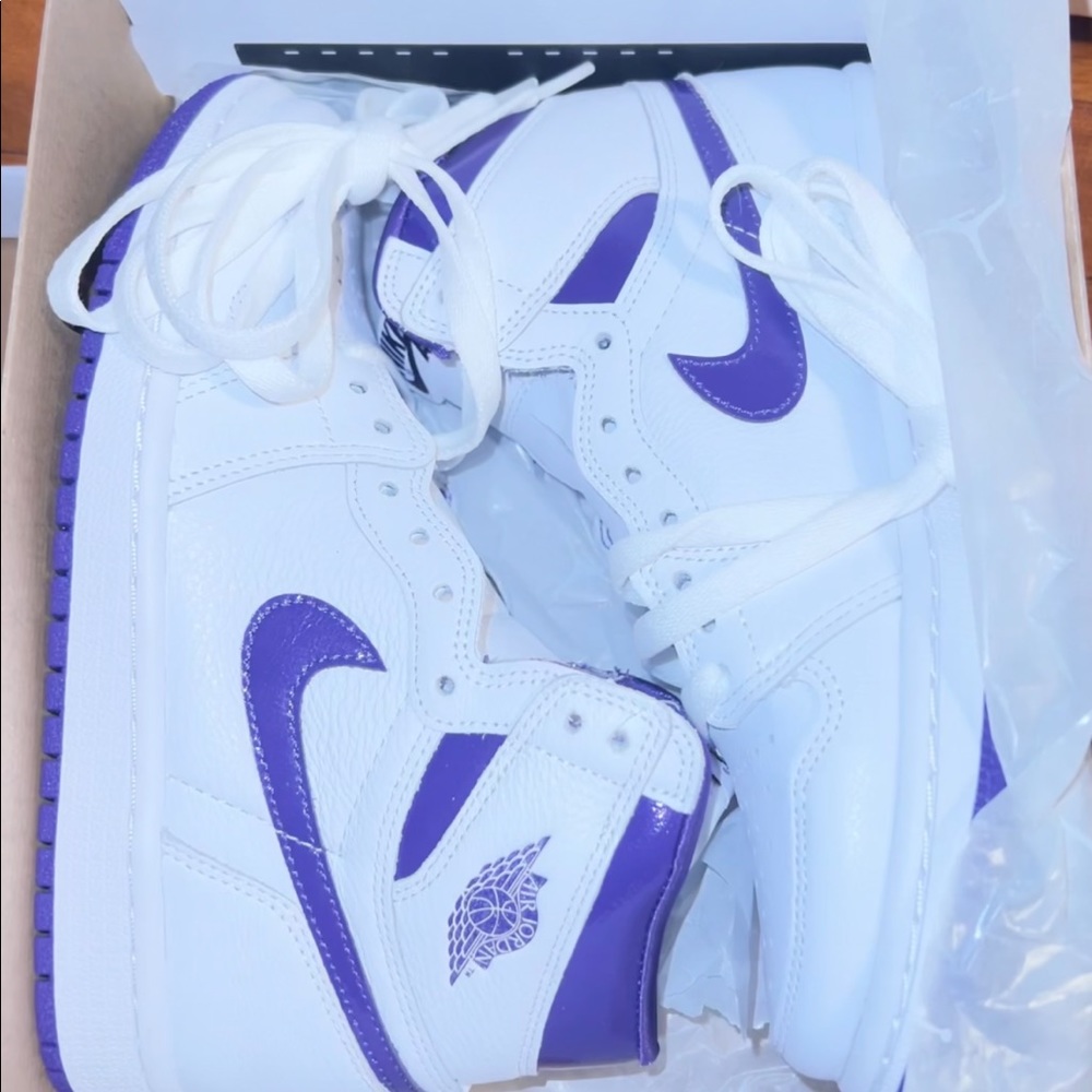 NIKE WMNS JORDAN HIGH 1 OG
